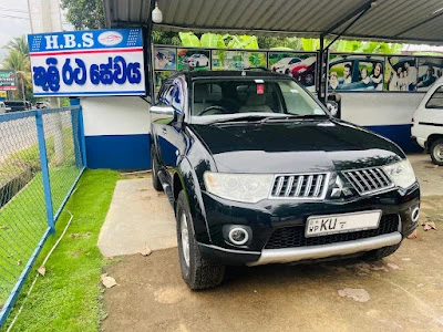 SUV rental - exterior